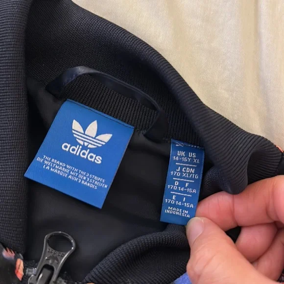 adidas jacket - Picture 3 of 6